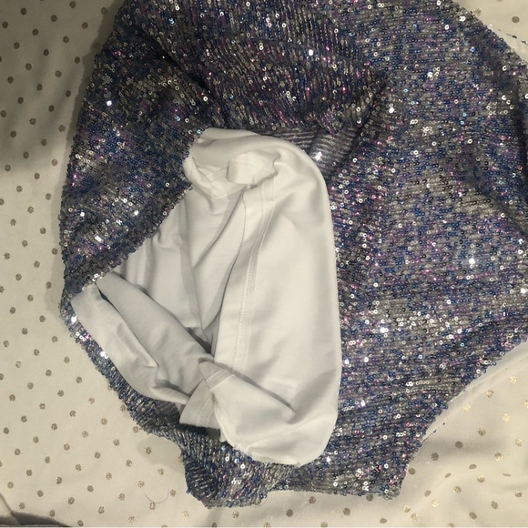 Cable & Gauge Sequin Tank Size M - Picture 6 of 6